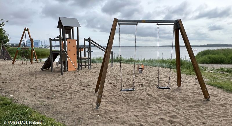Der Spielplatz Selliner Weg komplett Der Spielplatz Selliner Weg komplett