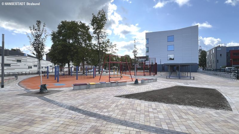 Bewegungsmöglichkeiten auf dem Campus am Sund Bewegungsmöglichkeiten auf dem Campus am Sund