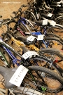 Alle Fahrräder mit Auktionsnummer kommen am 3. März unter den virtuellen Hammer
