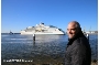 Oberbürgermeister beim Auslaufen der CRYSTAL ENDEAVOR zur Probefahrt live dabei